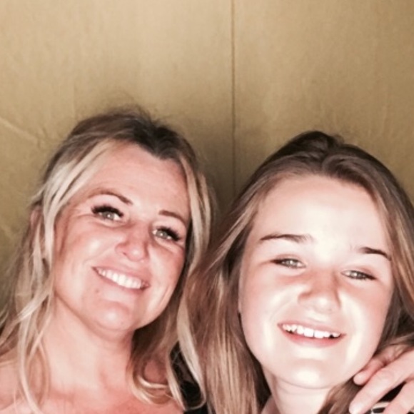 Meet your Posher, Whitney - Picture 1 of 1